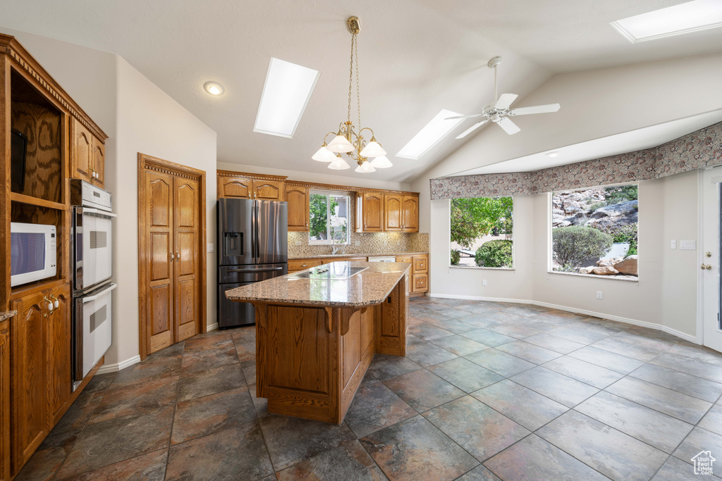 Photo 14 for MLS #2099747 at 1556 E Boulder Springs Rd