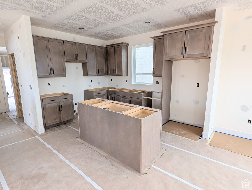 6908 W LAKE AVE #214 South Jordan, UT 84009