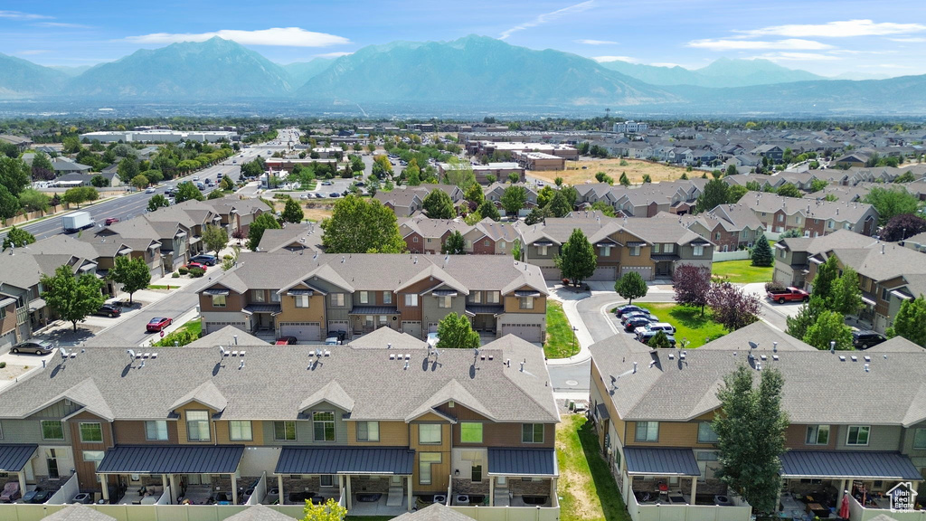 10428 S SAGE LUIGI CT South Jordan, UT 84009