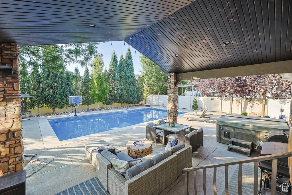 3289 N 1350 W Pleasant View, UT 84414