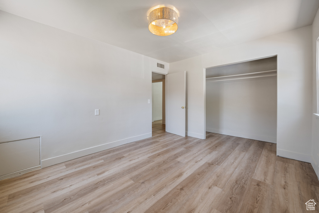 Photo 15 for MLS #2099762 at 433 S 100 East