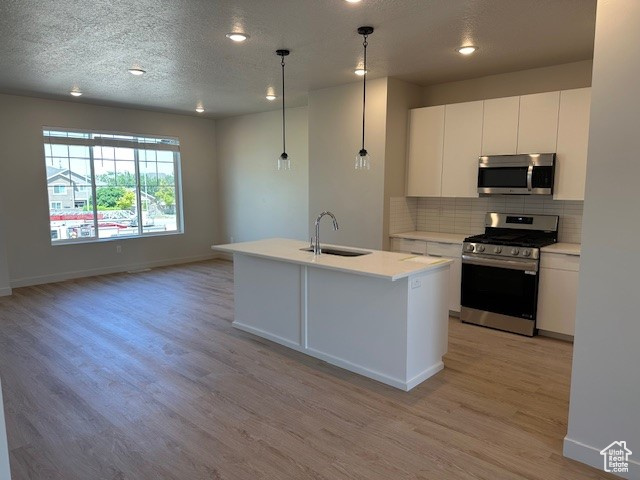1139 N CLIFTON DR #104 North Salt Lake, UT 84054