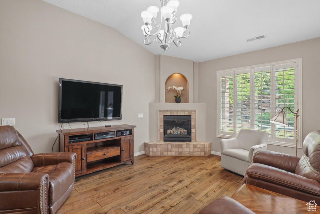 Photo 5 for MLS #2099774 at 1730 W Stonebridge Dr #35