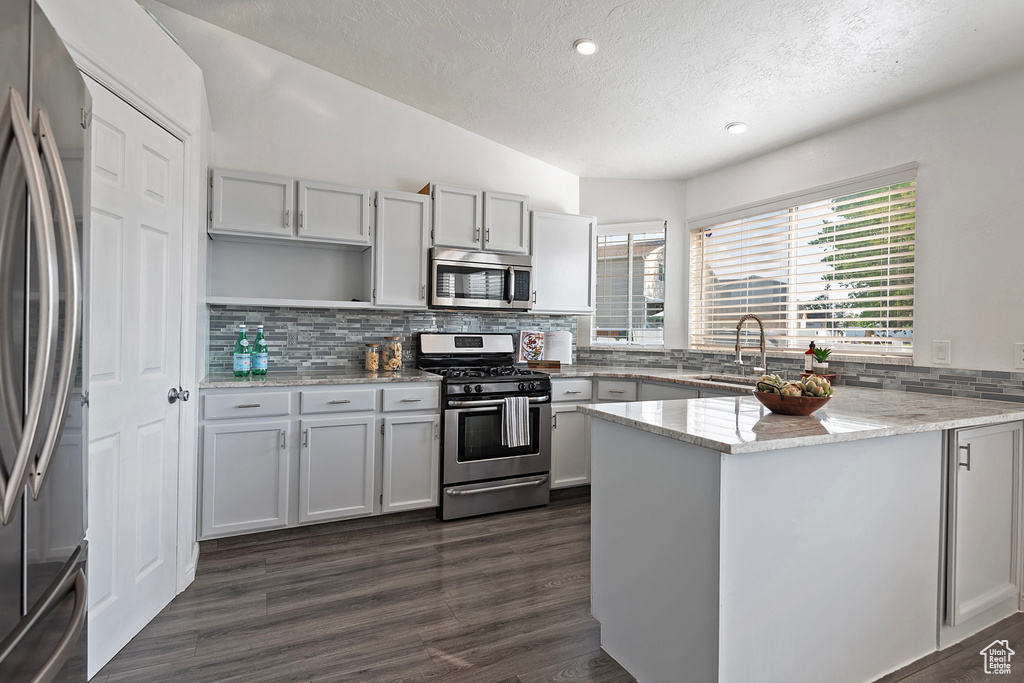 5963 S TARRAGON CT Kearns, UT 84118