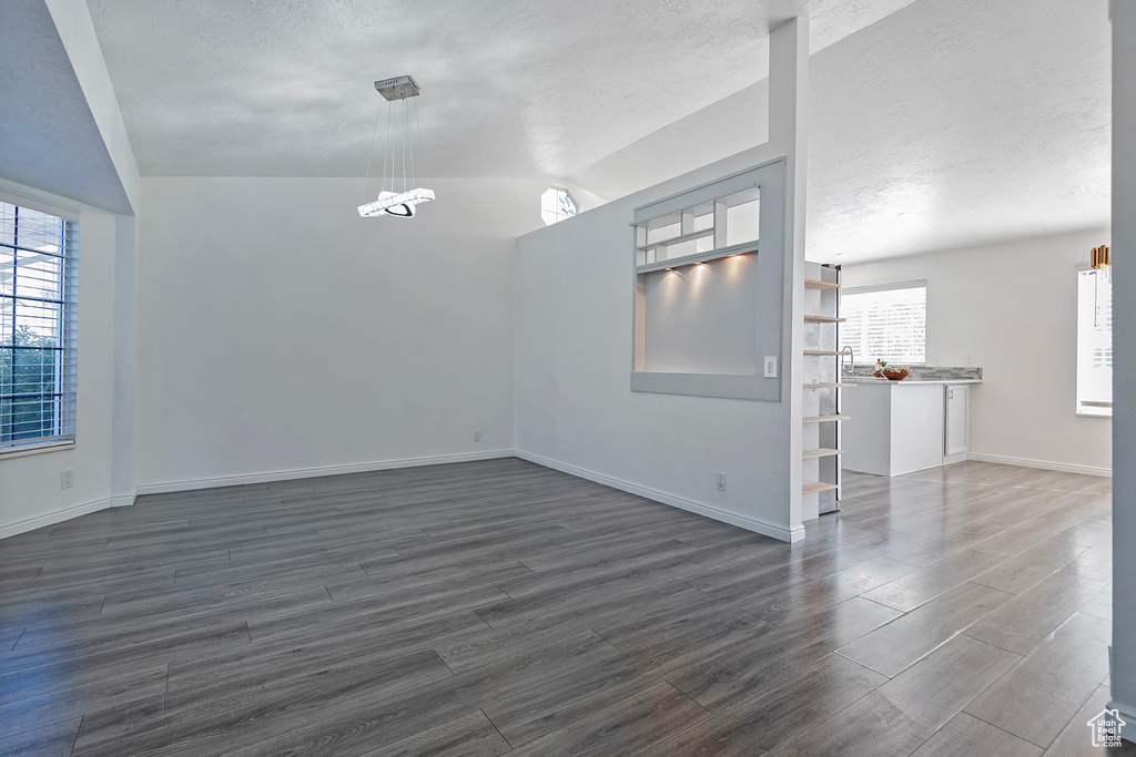 5963 S TARRAGON CT Kearns, UT 84118