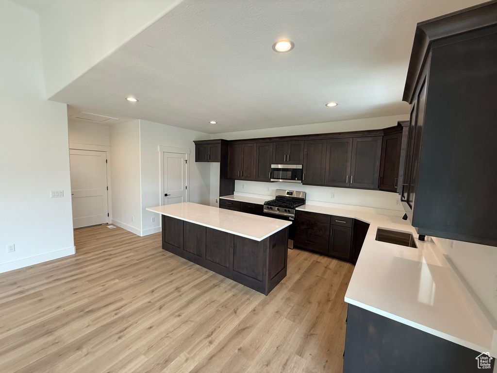 5212 N ROMA LN Stansbury Park, UT 84074