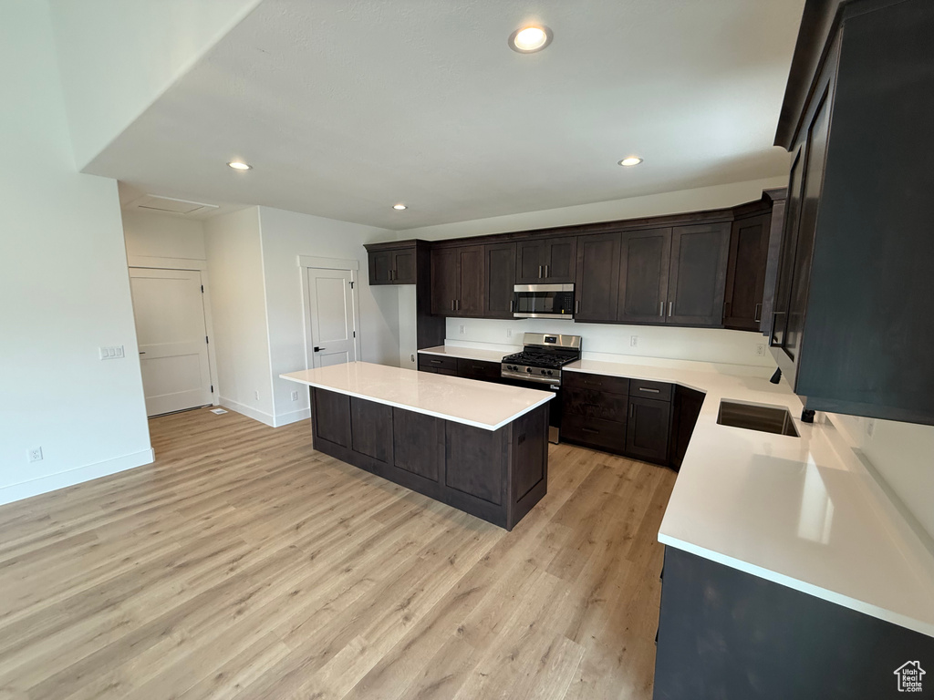 5212 N ROMA LN Stansbury Park, UT 84074