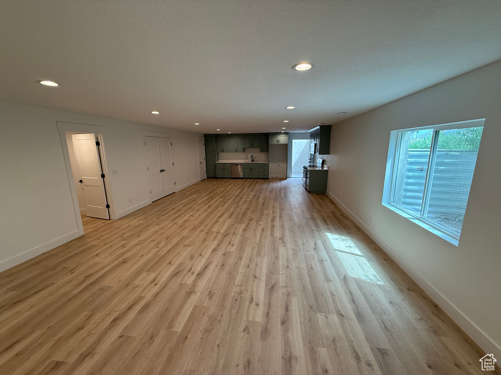 5212 N ROMA LN Stansbury Park, UT 84074