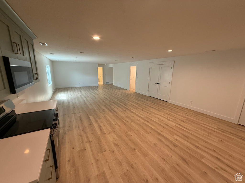 5212 N ROMA LN Stansbury Park, UT 84074