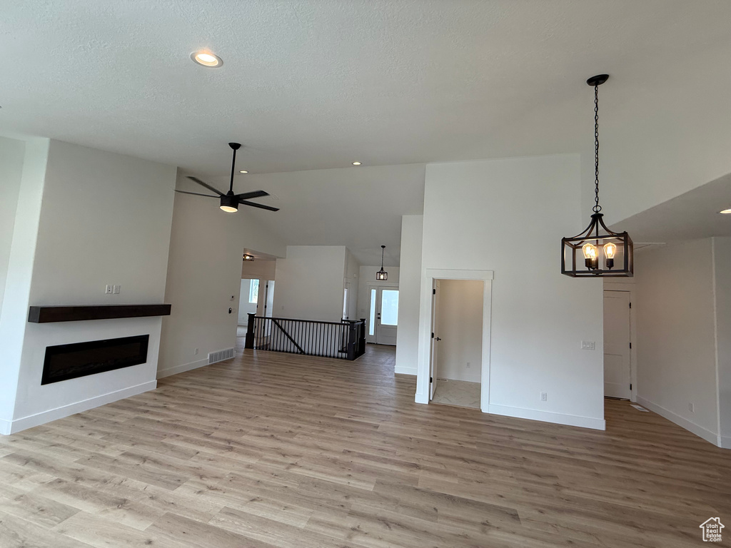 5212 N ROMA LN Stansbury Park, UT 84074