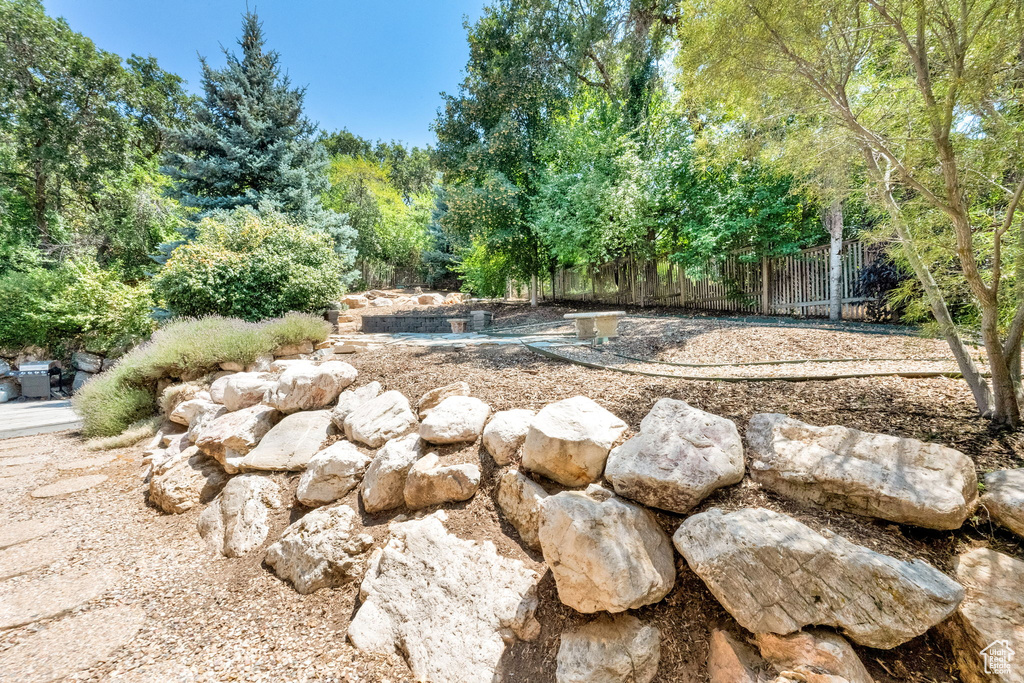 8065 S 2525 E South Weber, UT 84405