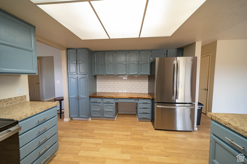 Photo 7 for MLS #2099788 at 703 N Windsor Cir