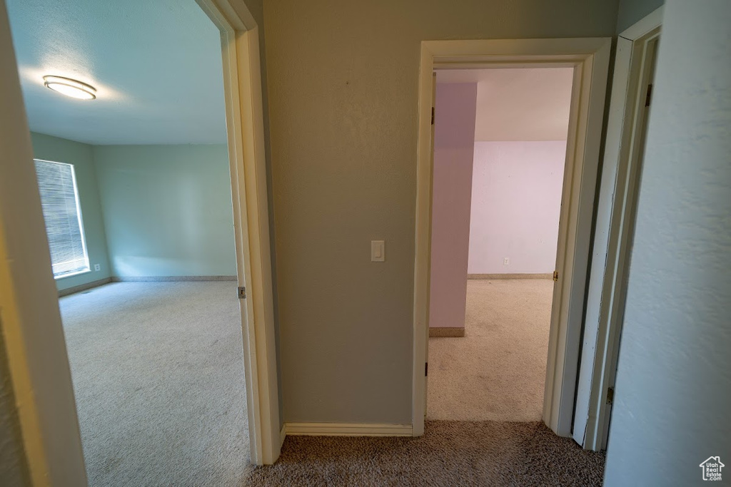 Photo 21 for MLS #2099788 at 703 N Windsor Cir