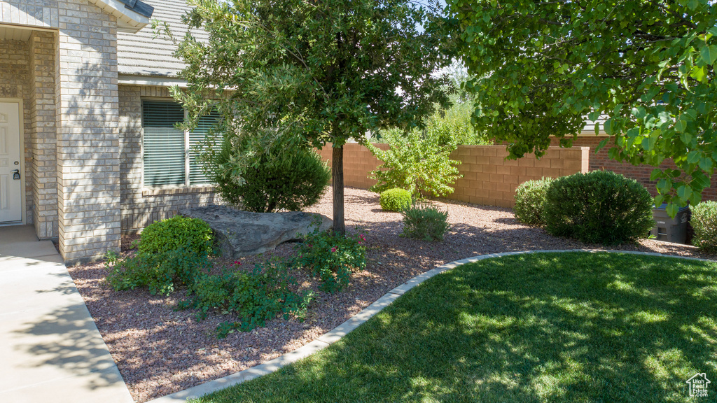 Photo 3 for MLS #2099793 at 1730 W Stonebridge Dr #25