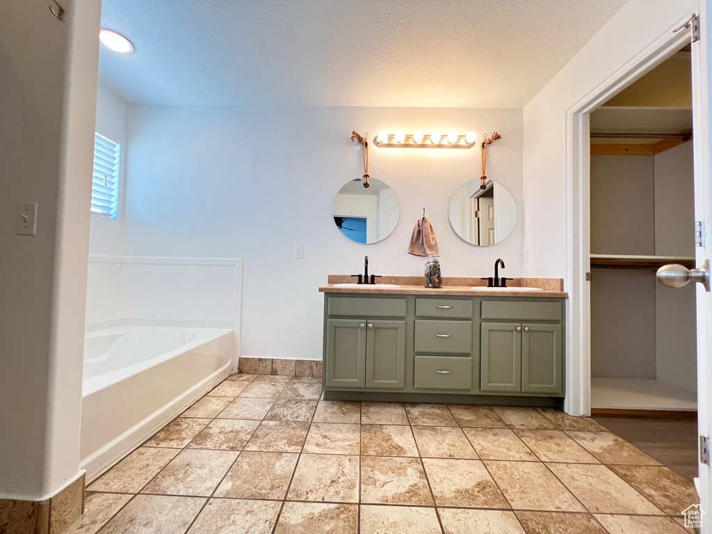 93 E CALBOURNE LN Sandy, UT 84070