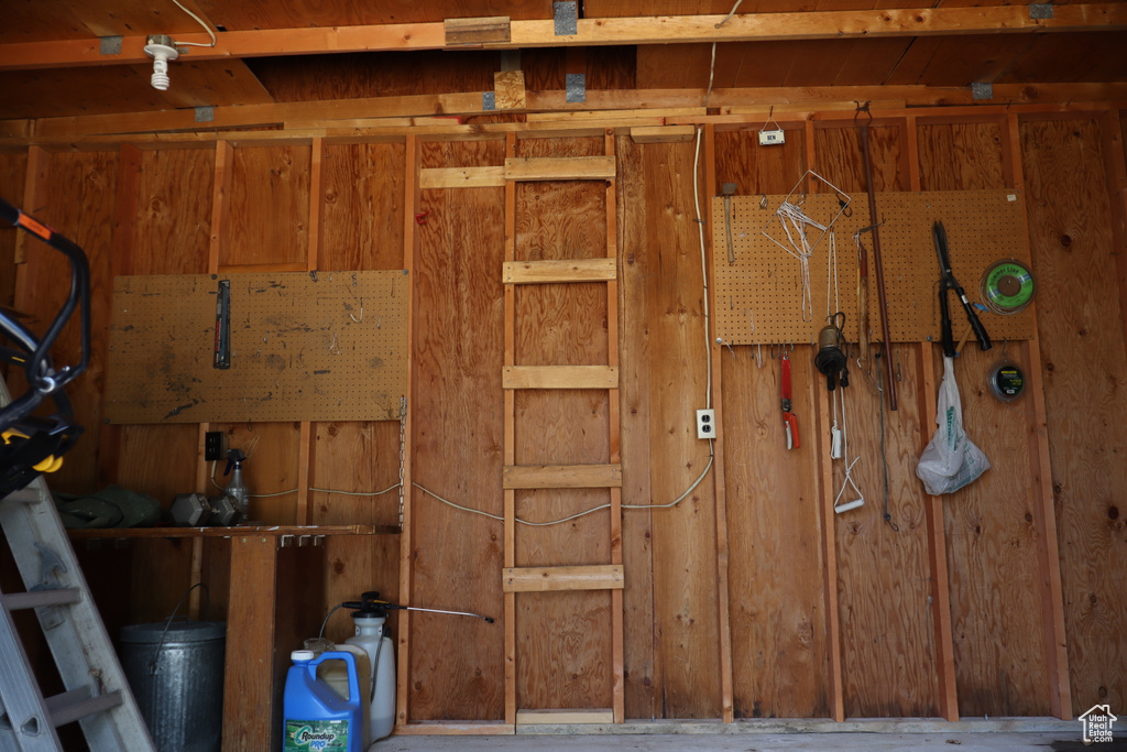 2179 W 4975 S Roy, UT 84067