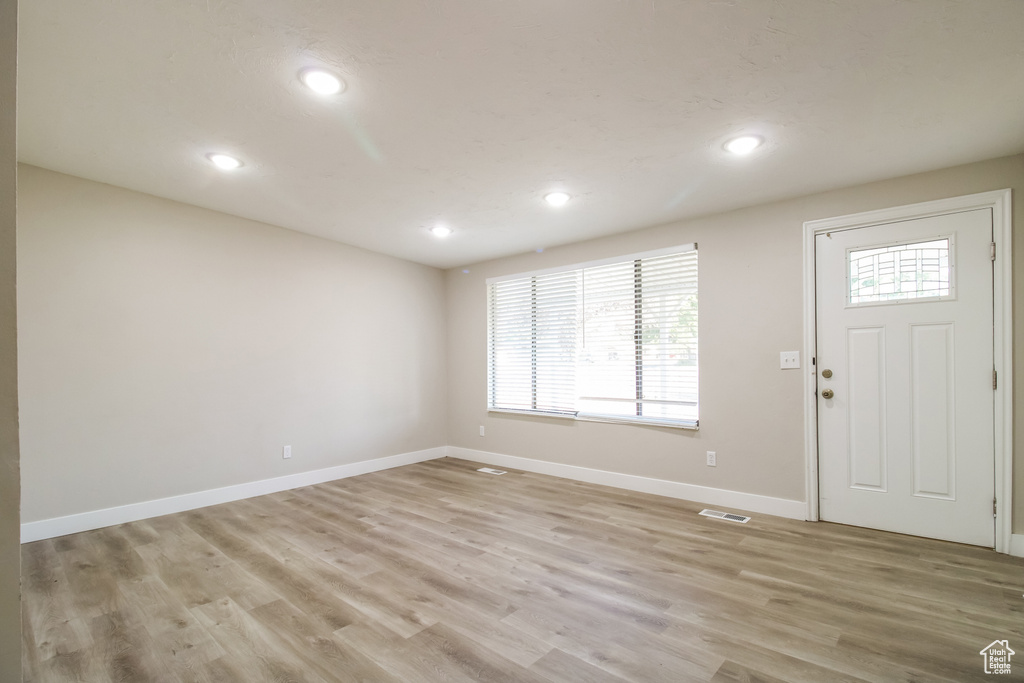 422 W 2125 N Sunset, UT 84015