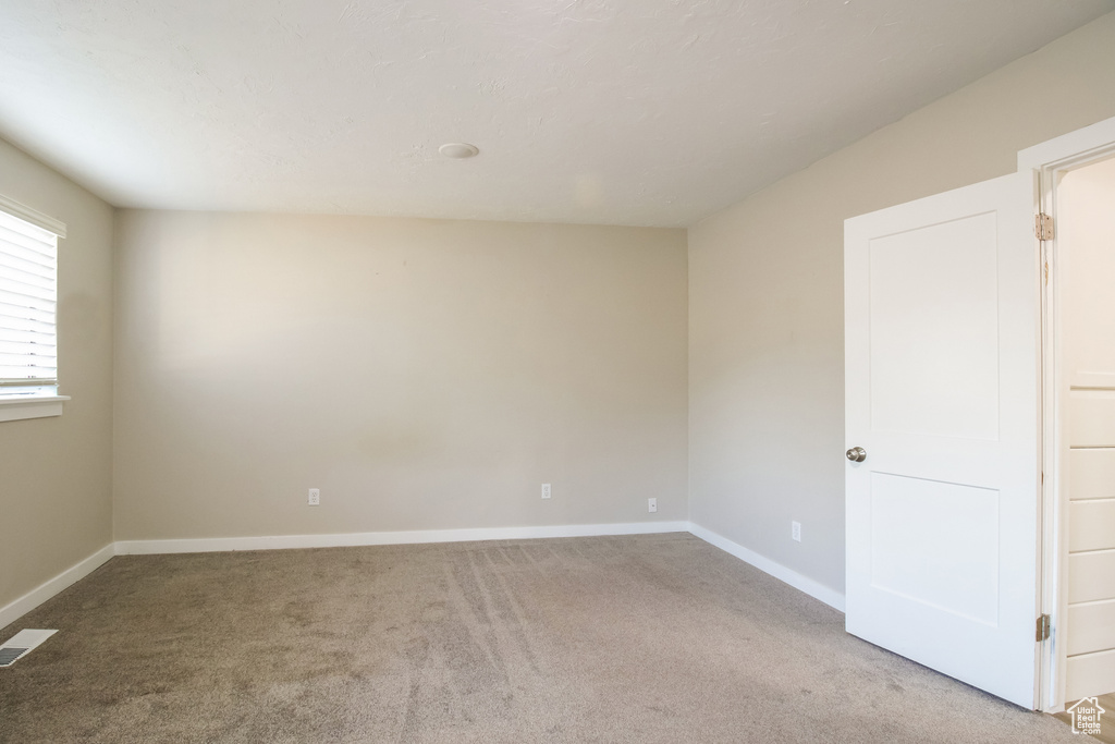 422 W 2125 N Sunset, UT 84015
