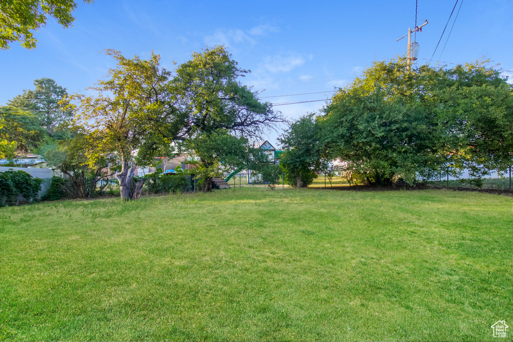 422 W 2125 N Sunset, UT 84015