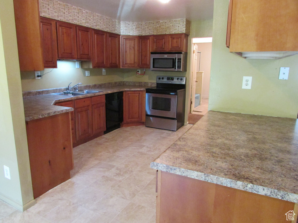 255 W 100 N Lehi, UT 84043