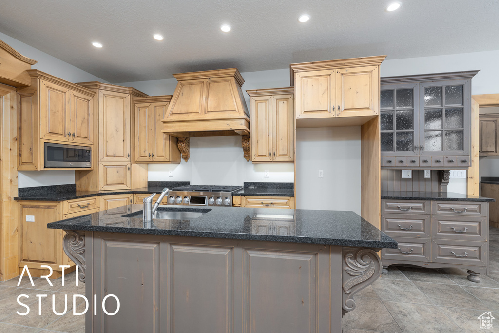 3700 N FOOTHILL LN Eden, UT 84310