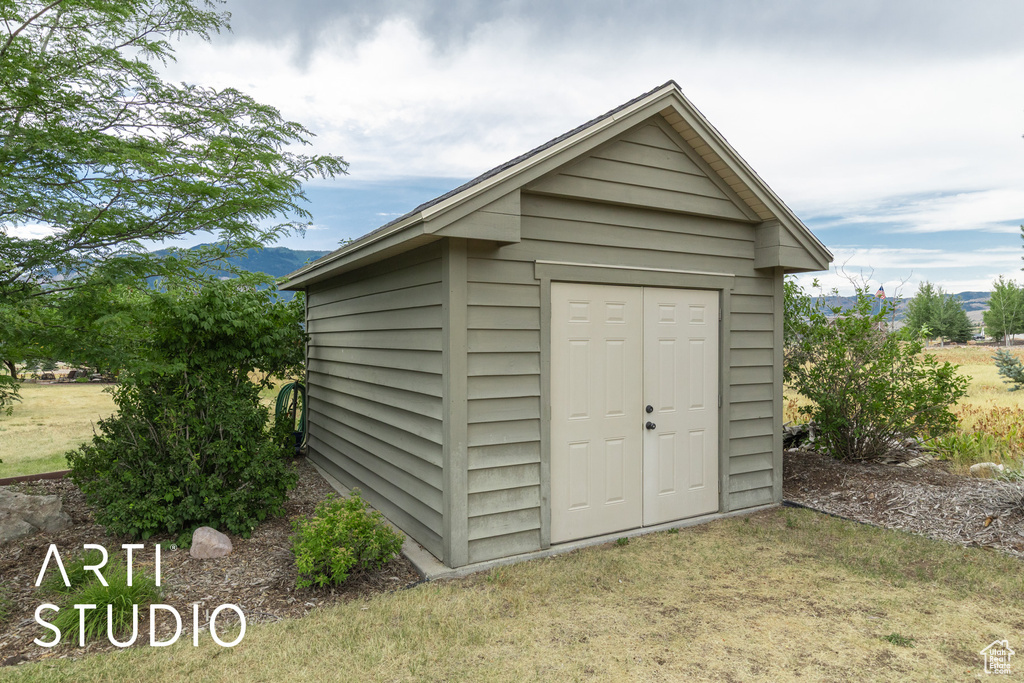 3700 N FOOTHILL LN Eden, UT 84310