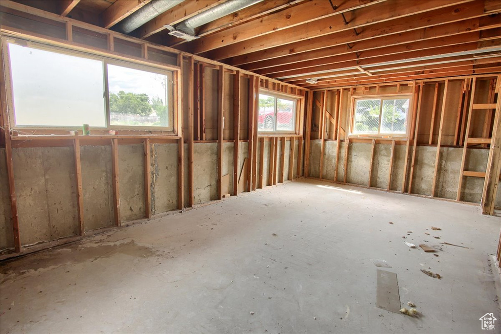 1546 E 700 S Clearfield, UT 84015