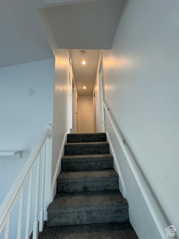 6022 S PARK WOOD DR Salt Lake City, UT 84118