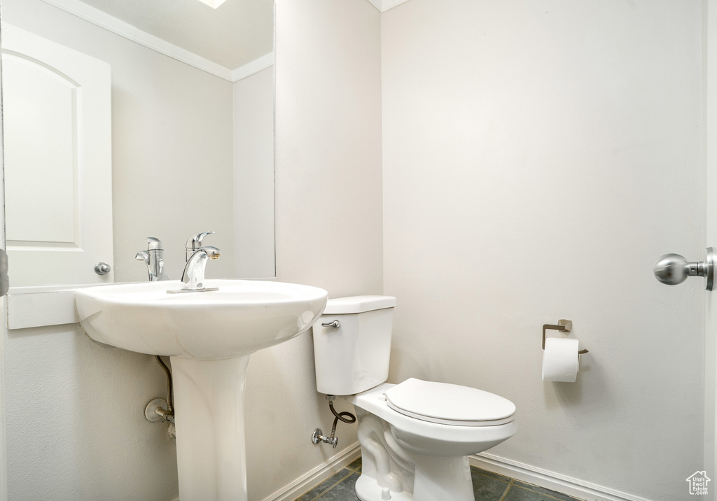 2414 S SHADY RED CT West Valley City, UT 84119