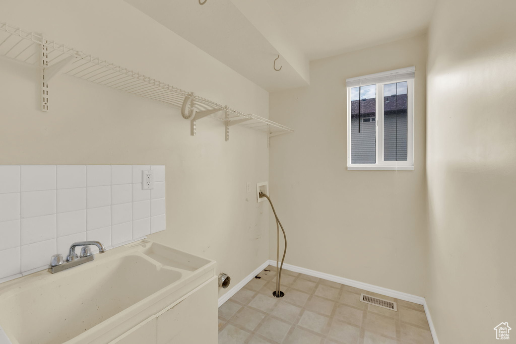 918 N 1380 E Tooele, UT 84074