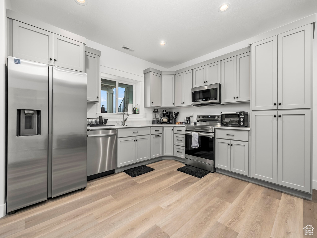 1032 N TITAN DR Lehi, UT 84043