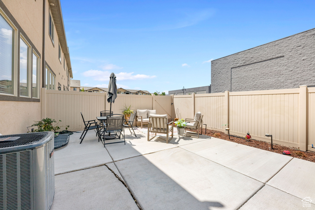 242 E BRIDGEWATER LN Saratoga Springs, UT 84045