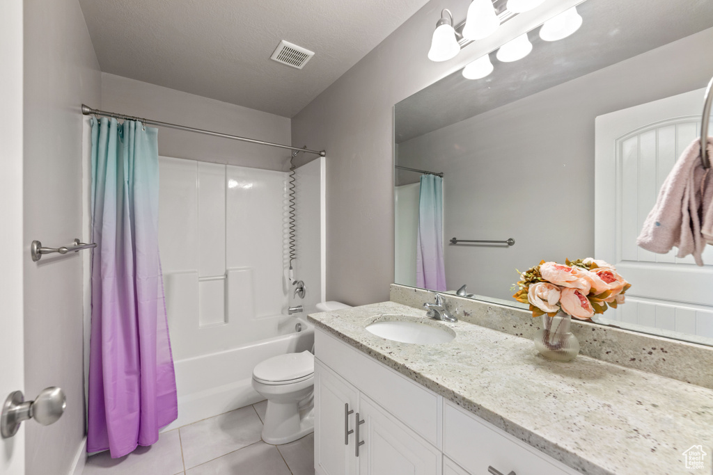 242 E BRIDGEWATER LN Saratoga Springs, UT 84045