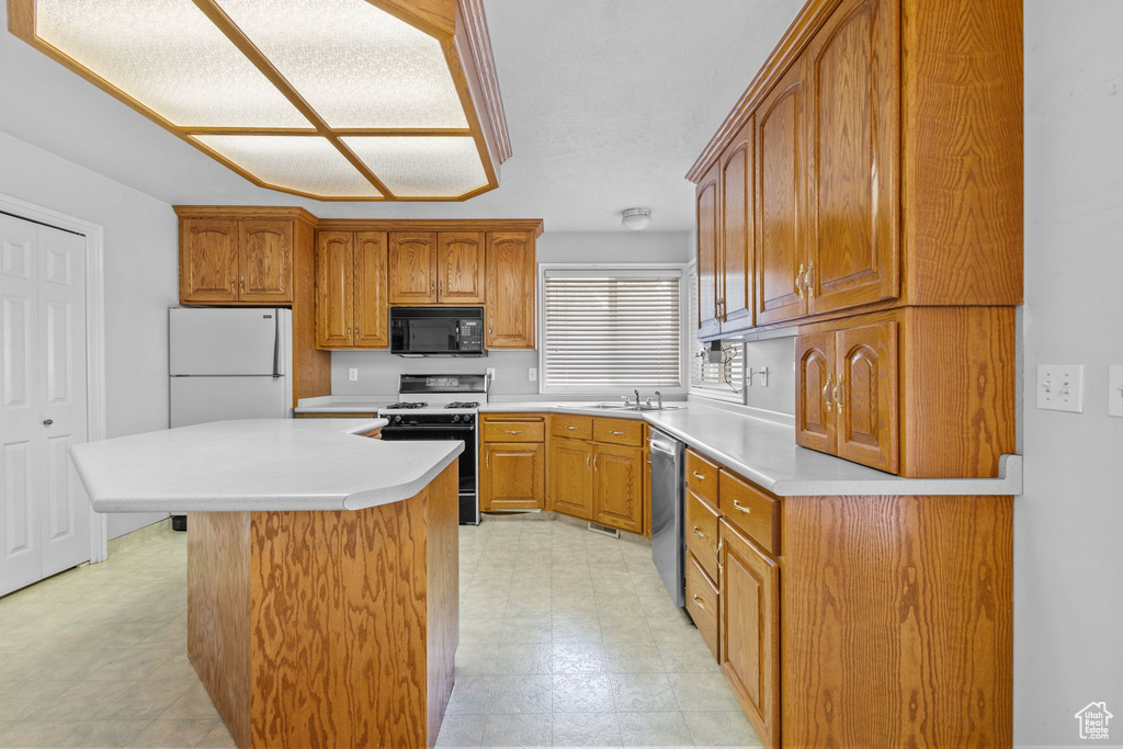 8685 S 2200 W West Jordan, UT 84088