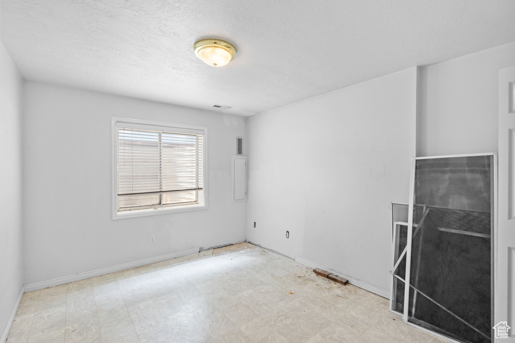 8685 S 2200 W West Jordan, UT 84088