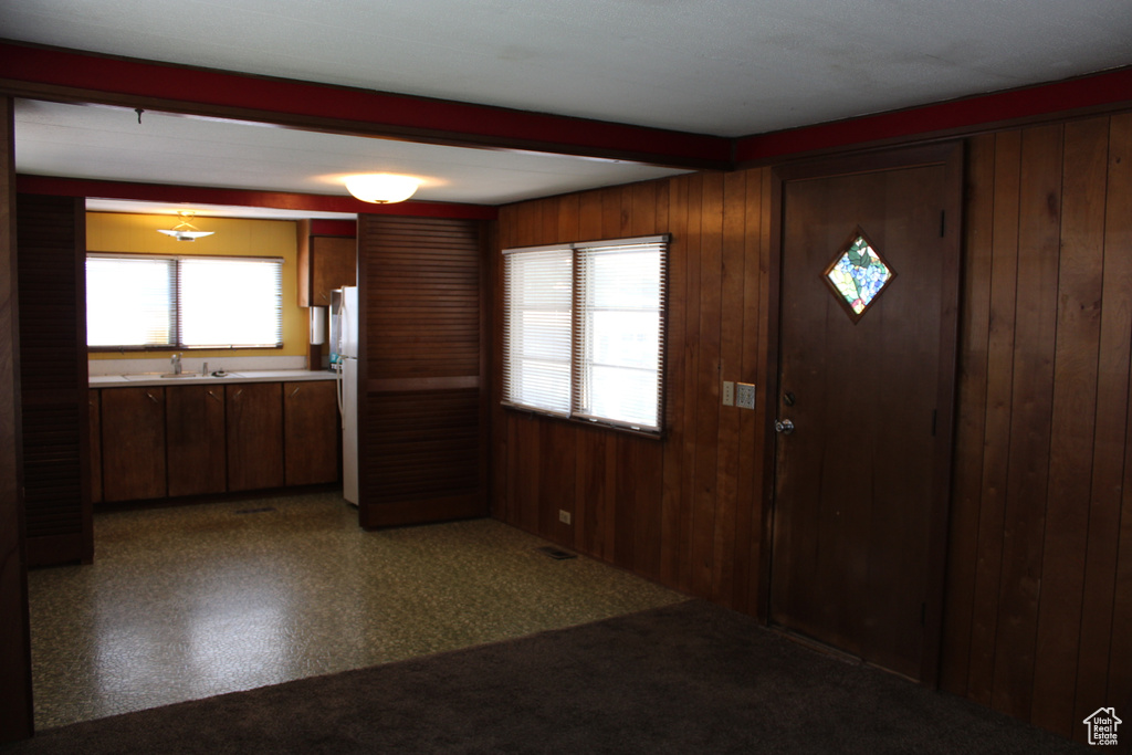 Photo 2 for MLS #2099880 at 1177 E La Contessa Dr