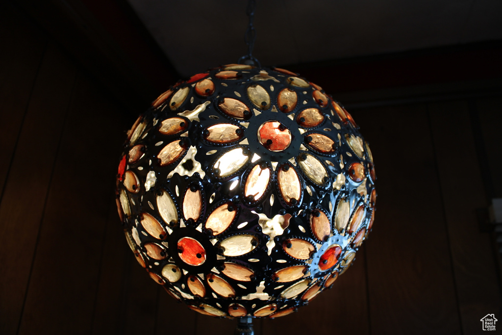 Photo 7 for MLS #2099880 at 1177 E La Contessa Dr