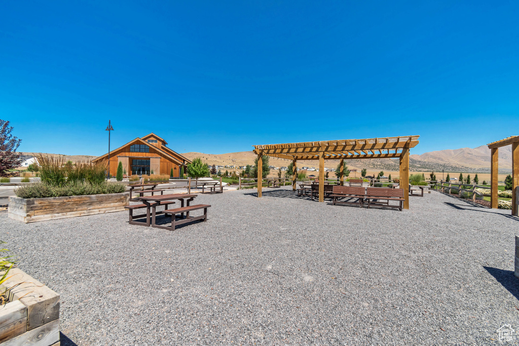 1561 E ERICKSON LN Eagle Mountain, UT 84005