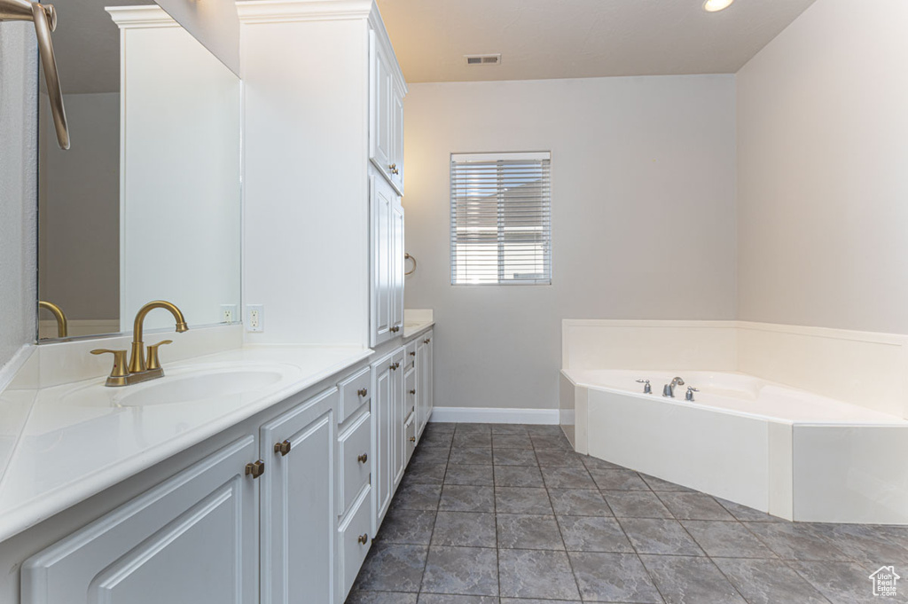 Photo 21 for MLS #2099894 at 2492 W Carmel Canyon Dr