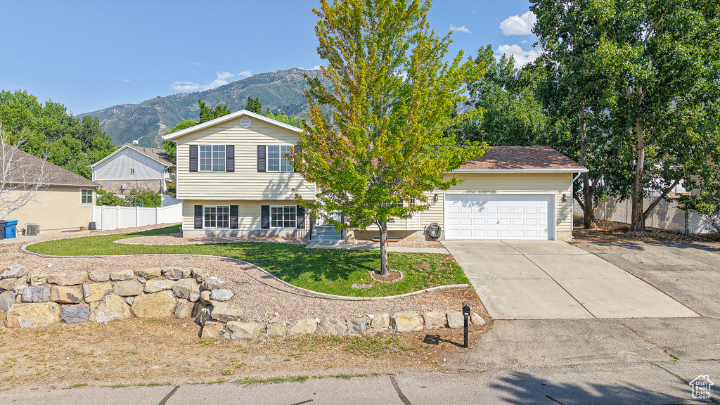 300 E MAGELLAN LN Elk Ridge, UT 84651