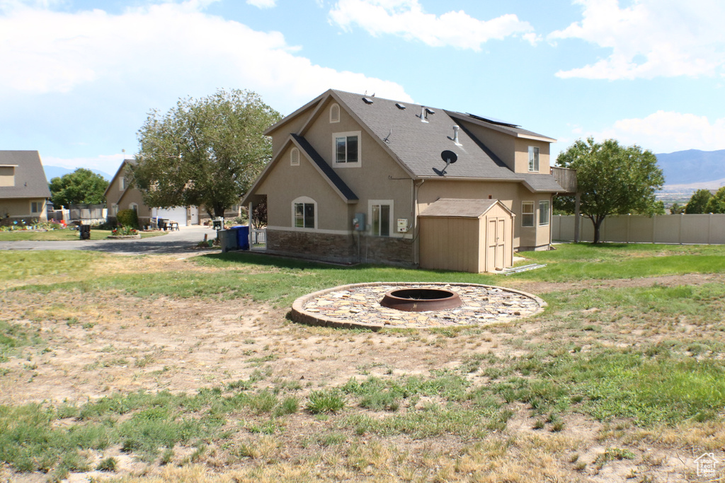 2219 N ORCHARD WAY Saratoga Springs, UT 84045