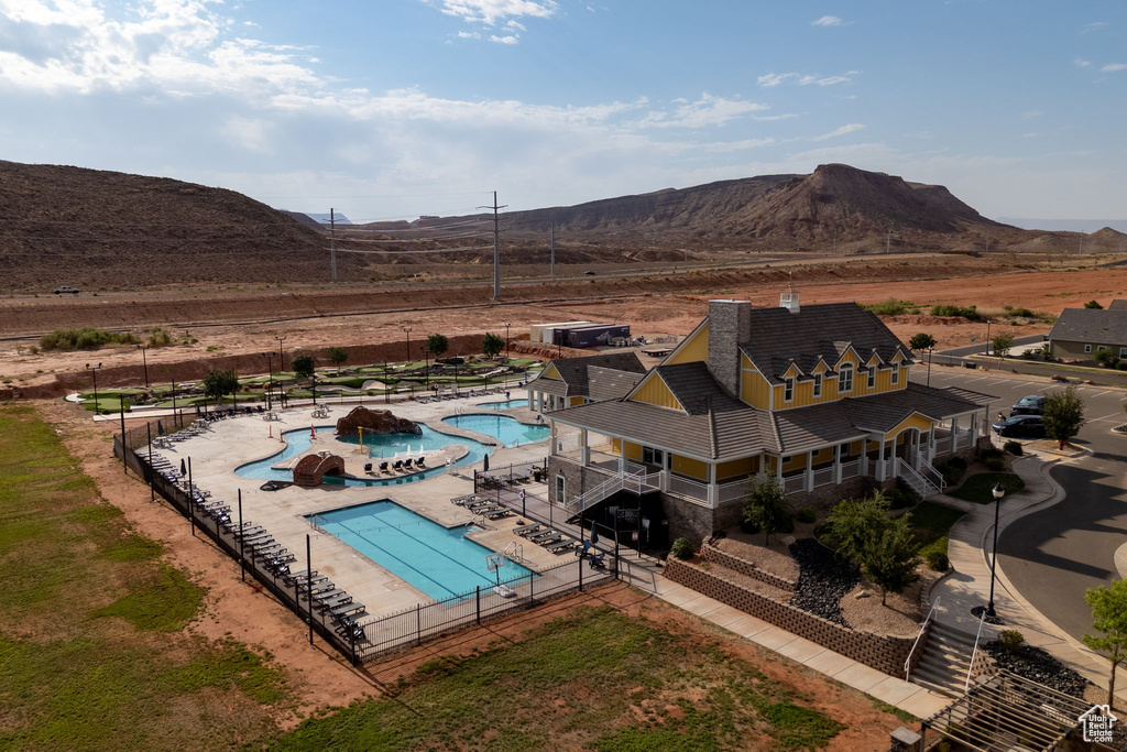 5002 S RESOLUTION DR Washington, UT 84780