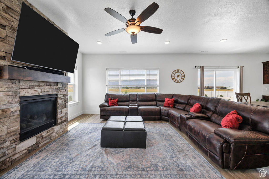 412 S 1170 E Hyrum, UT 84319