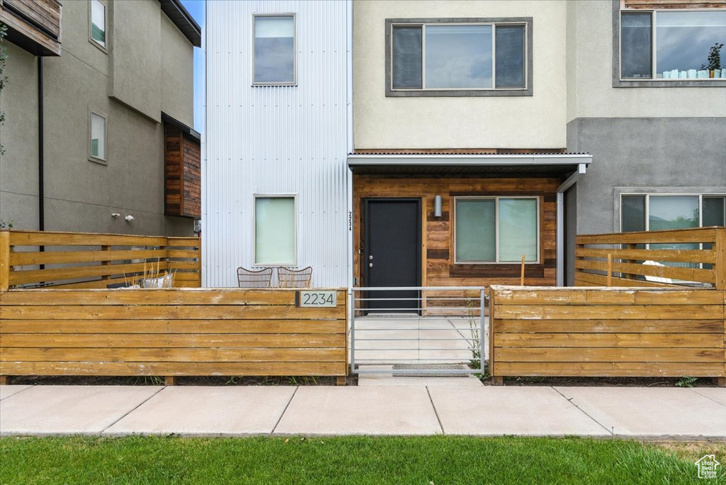 2234 N 450 W Layton, UT 84041
