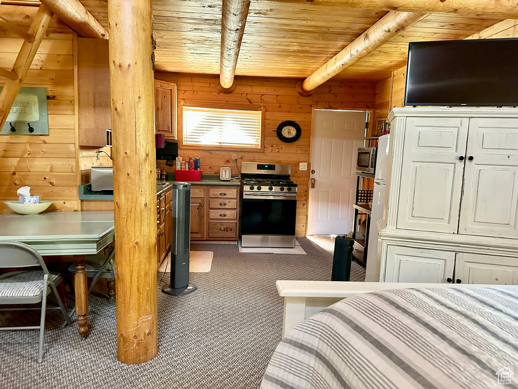 7737 W SAWTOOTH CV Vernal, UT 84078
