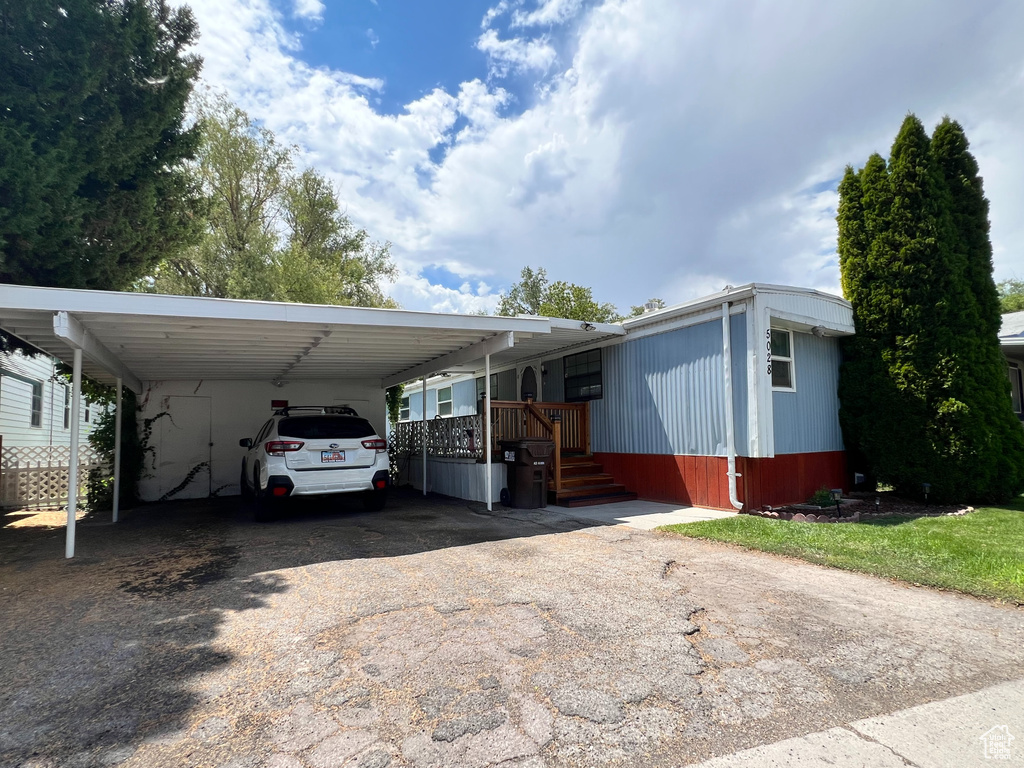 Photo 2 for MLS #2099934 at 5028 S Del Rio St