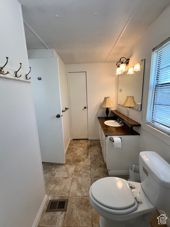 Photo 14 for MLS #2099934 at 5028 S Del Rio St