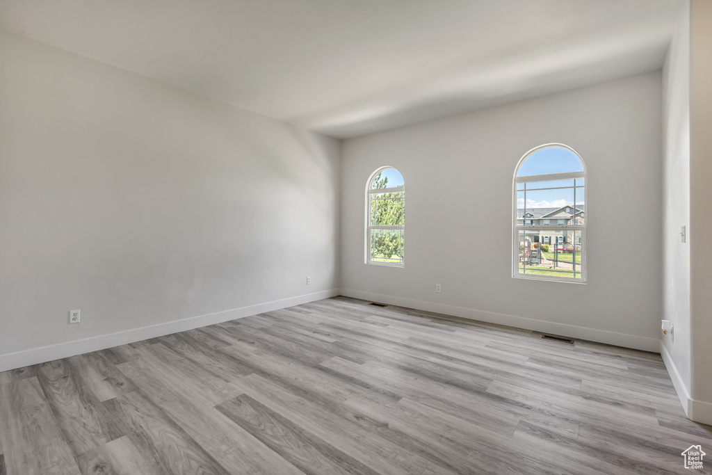 7887 S DOVE CREEK LN West Jordan, UT 84081
