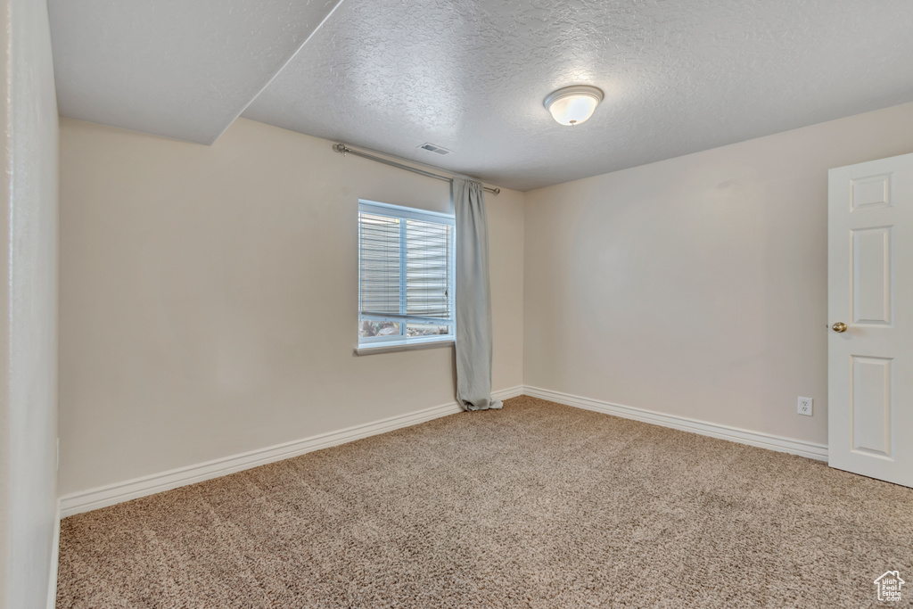 4631 W HARVEY BLVD Cedar Hills, UT 84062