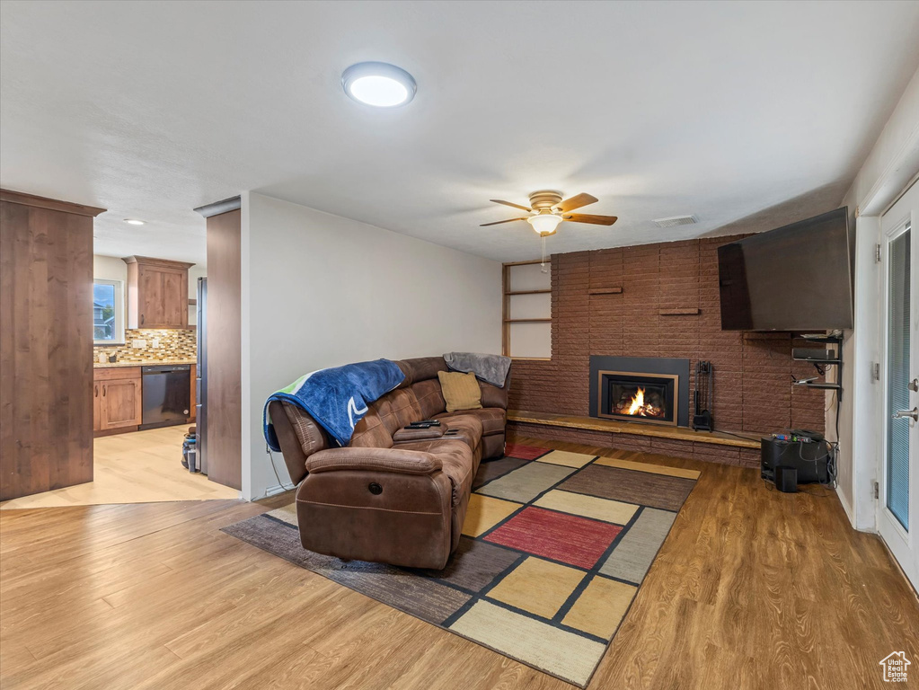 4278 S 3720 W West Valley City, UT 84120
